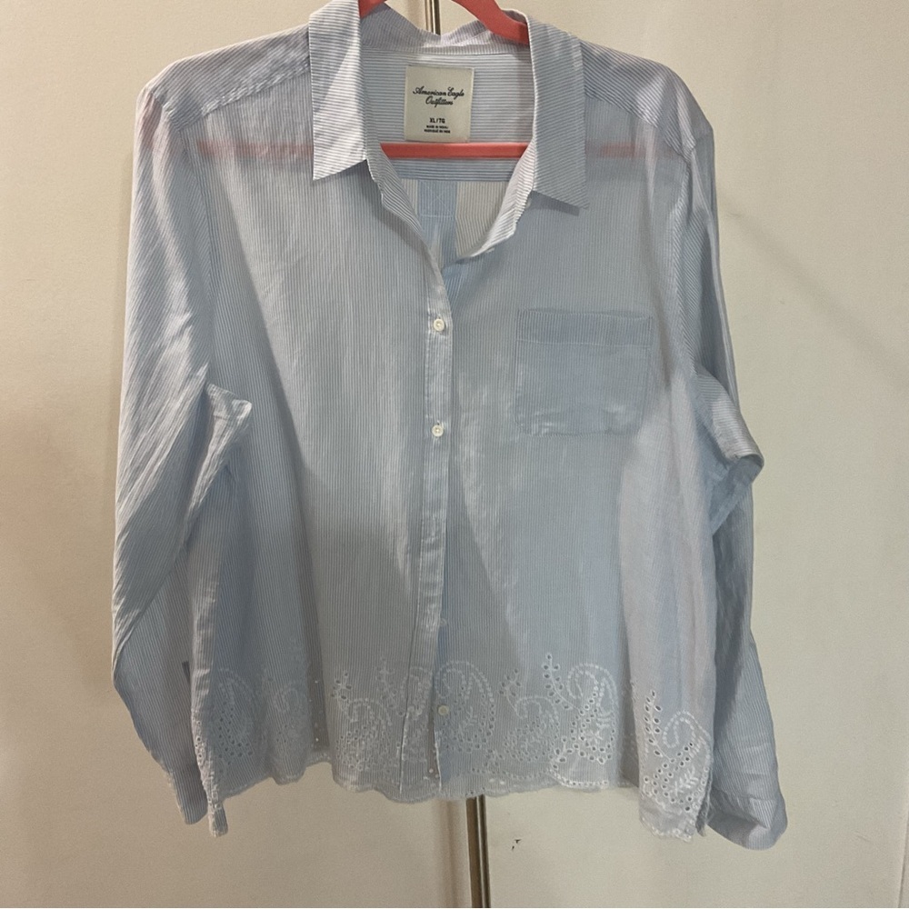 American Eagle Outfitters Embroidered Button Down Long Sleeve Top Size XL